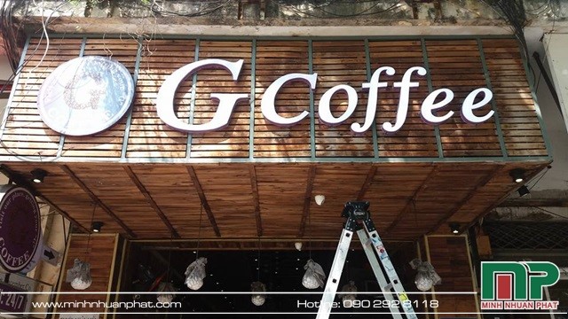 Bảng hiệu quán cafe G Coffe